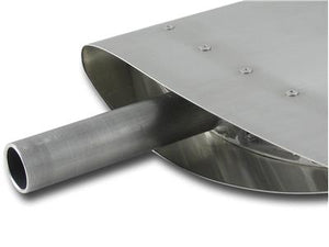 Pro-Werks aluminum front wing, close view of the curved riveted skin and round mounting tube projecting from the underside